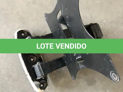 LOTE 021 - tv lcd 32 samsung e suporte de parede
