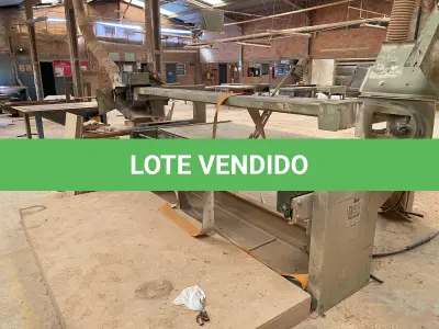 LOTE 019 - lixadeira de correia 