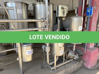 LOTE 010 - 03 Tanque de aço inox 800 litros (sistema de limpeza CIP soda e ácido) – Recepção