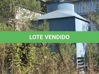 LOTE 050 - 01 Torre resfriamento azul amônia