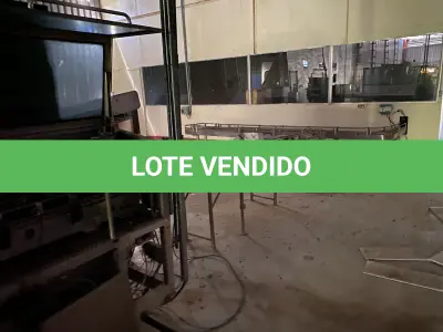 LOTE 035 - 01 Conjunto de Esteira transportadora de caixa de leite – Corrente nylon