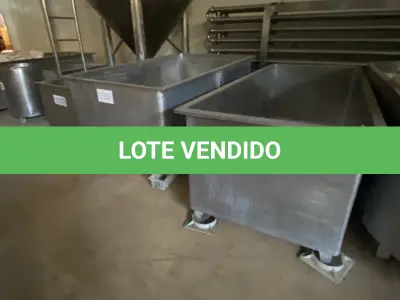 LOTE 027 - 12 caixa de inox para queijo (volumes diversos – Usado para lavar forma e agua gelada)
