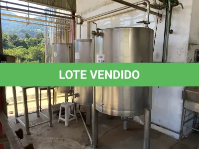 LOTE 010 - 03 Tanque de aço inox 800 litros (sistema de limpeza CIP soda e ácido) – Recepção