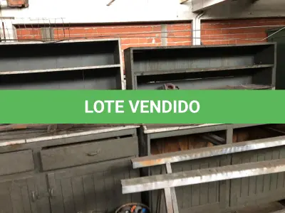 LOTE  - PRATELEIRAS, BANCADAS, ETC
