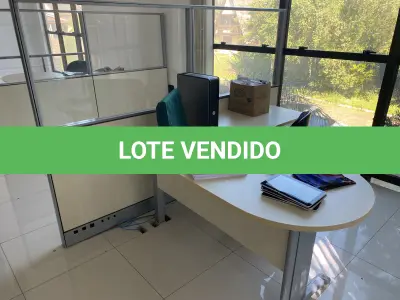 LOTE 10 - MÓVEIS EQUIPAMENTOS - vários itens junto ao prédio