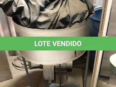 LOTE 028 - Coletor de pó 