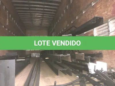 LOTE 079 - Estrutura metalica localizada dentro do caminhão 