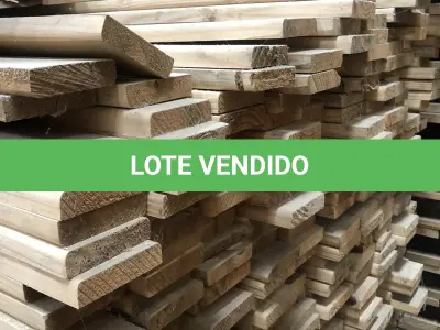 LOTE 021 - Lote de ripas de madeira 