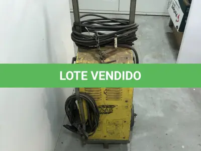 LOTE 045 - Aparelho de solda Esab eletrodo 