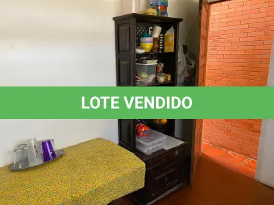 LOTE 2 - MÓVEIS DENTRO DA CASA