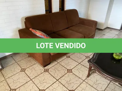 LOTE 2 - MÓVEIS DENTRO DA CASA