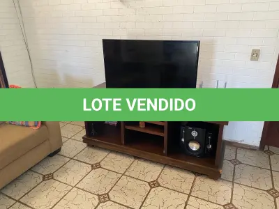 LOTE 2 - MÓVEIS DENTRO DA CASA