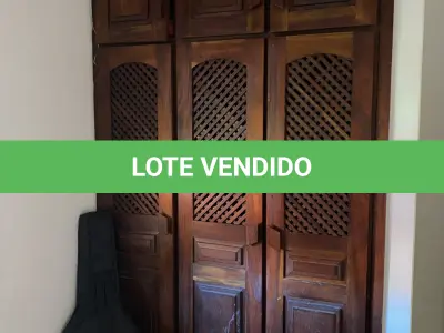 LOTE 2 - MÓVEIS DENTRO DA CASA