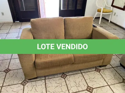 LOTE 2 - MÓVEIS DENTRO DA CASA