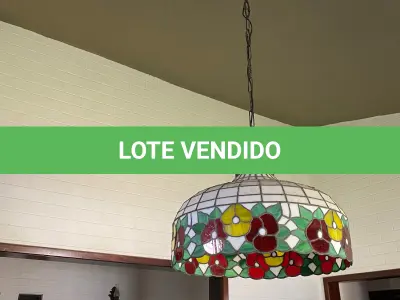 LOTE 2 - MÓVEIS DENTRO DA CASA