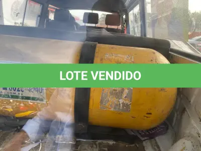 LOTE  - WV KOMBI 04/05