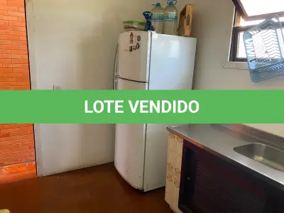 LOTE 2 - MÓVEIS DENTRO DA CASA