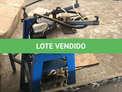 LOTE 008 - prensa de calcanhar