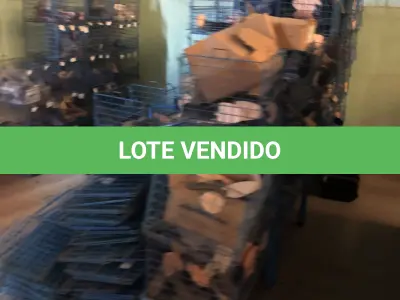 LOTE 146 - lote de caixas vazadas metálicas de empilhar