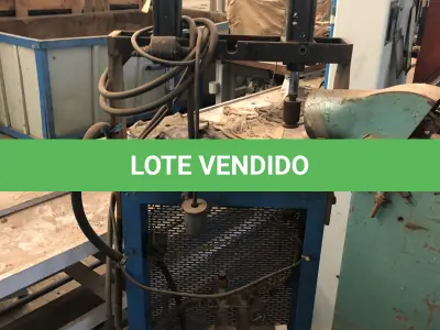 LOTE 083 - prensa dupla manual