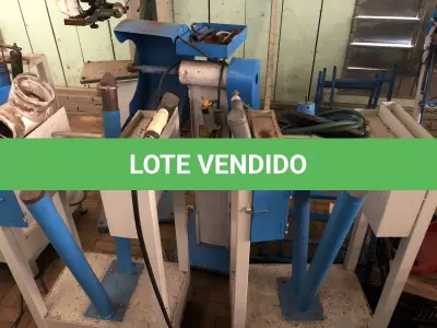 LOTE 170 - 2 tornos grampeadores