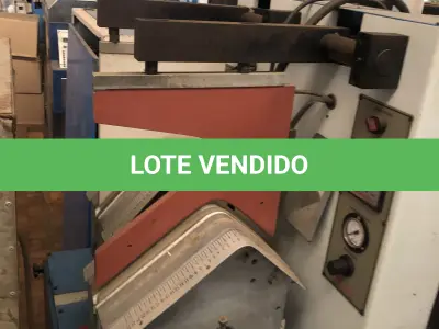 LOTE 153 - cambre duplo marca Becker