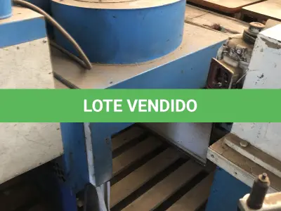 LOTE 087 - estufas flash grandes marca Metal