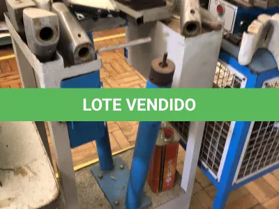 LOTE 369 - Torninho duplo
