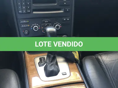 LOTE 003 - Volvo XC90 V8 AWD placa DOS7772 06/07