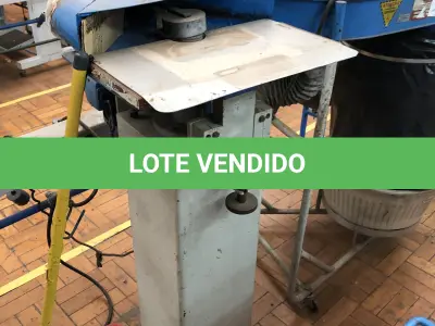 LOTE 318 - 5 lixadeiras