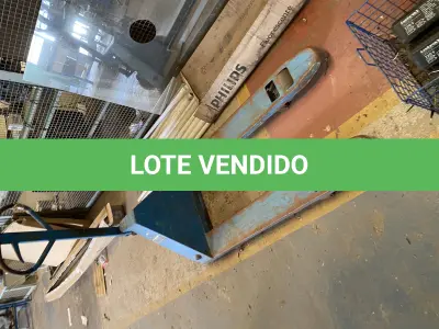 LOTE 457 - Carrinho paleteiro 
