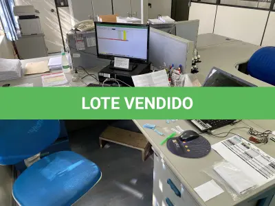 LOTE 504 - Conjunto de 4 mesas e 4 cadeiras, 2 computadores 