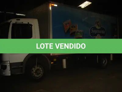 LOTE 047 - Caminhão Mercedes Atego 1719 ano 2012, pl ITY6474 cor branca com baú de metálico