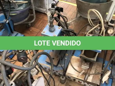 LOTE 354 - 14 prensas