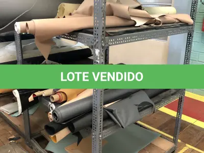 LOTE 346 - 3 prateleiras de metal 
