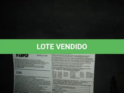 LOTE 041 - empilhadeira a gás marca Yale com o botijão