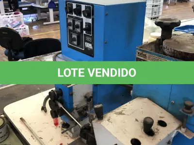 LOTE 338 - Máquina de passar cola