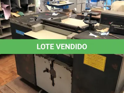 LOTE 305 - maq de dividir couro
