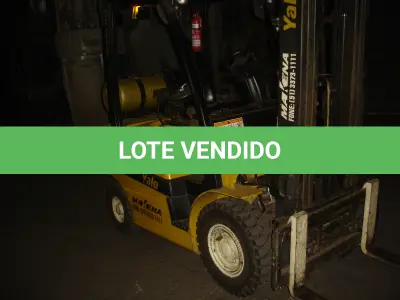LOTE 041 - empilhadeira a gás marca Yale com o botijão