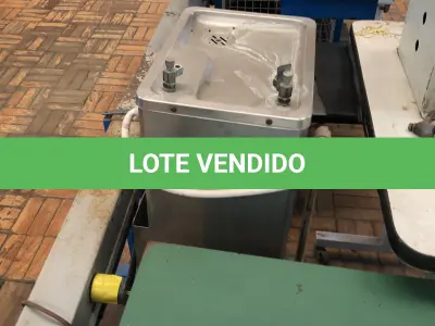 LOTE 308 - Bebedor 