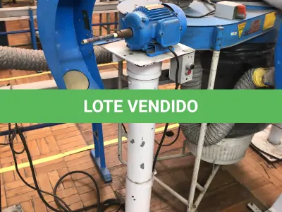 LOTE 318 - 5 lixadeiras