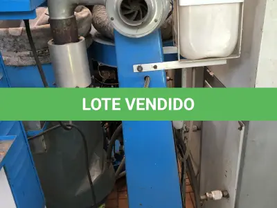 LOTE 410 - 2 canhões tira rugas 