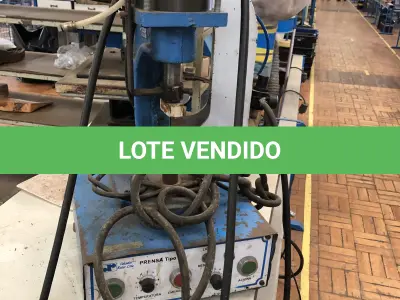 LOTE 317 - 3 prensas