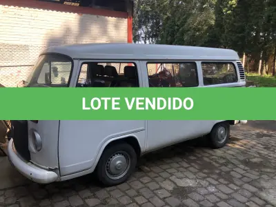 LOTE 002 - VW Kombi Placas INK 1532 06/07