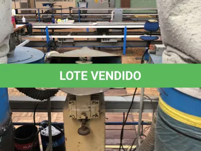 LOTE 259 - 2 coletores de pó e 2 lixadeiras 