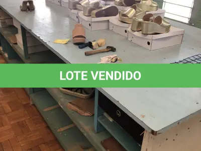 LOTE 414 - Balcão 
