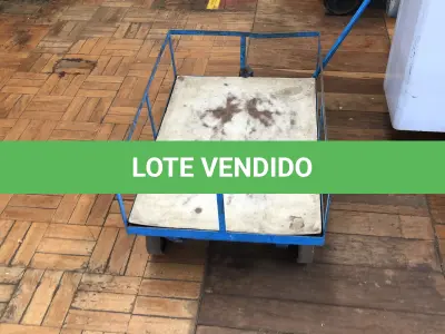 LOTE 344 - 4 carrinhos 