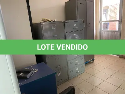 LOTE 505 - 2 aquivos de aço e armario 