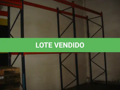 LOTE 025 - prateleiras de montar laranja e azul