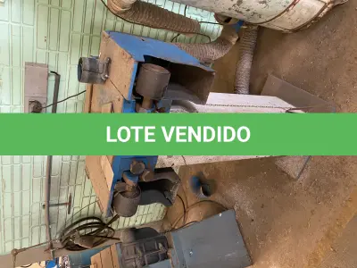 LOTE 471 - Lixadeira boneca, lixadeira dupla e coletor de pó